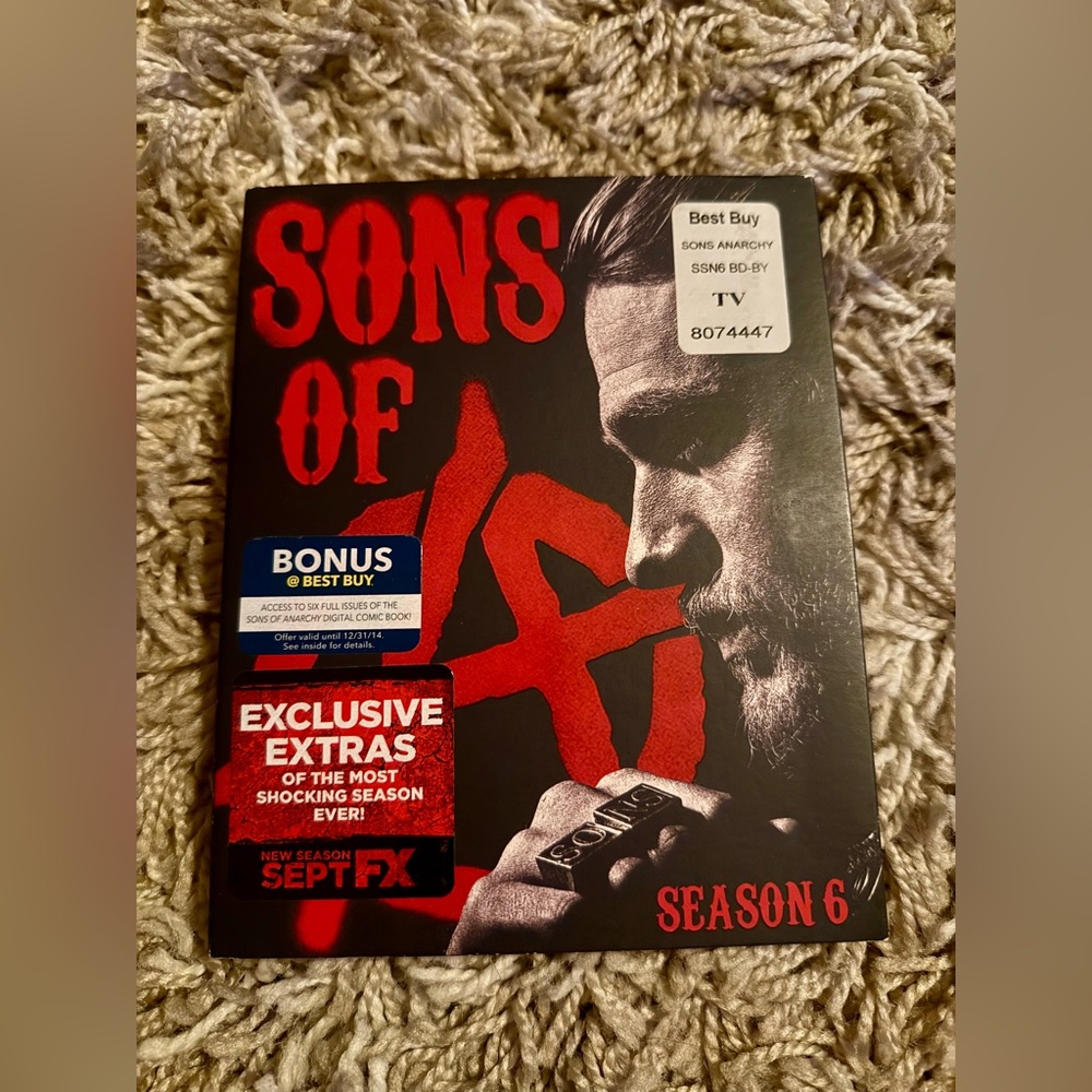 Sons of Anarchy Season 6 Blu Ray Set - Excellent Used Condition